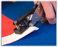 BannerUps PowerPunch Super-Duty Hole Punch